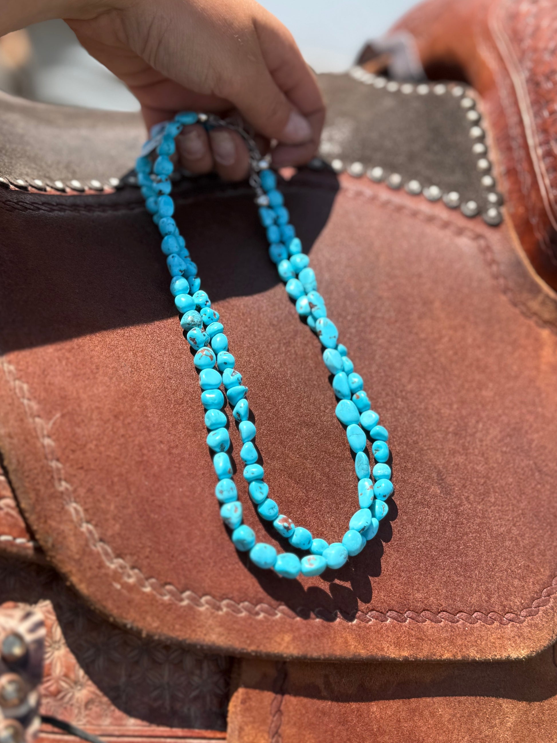 Turquoise beaded necklace