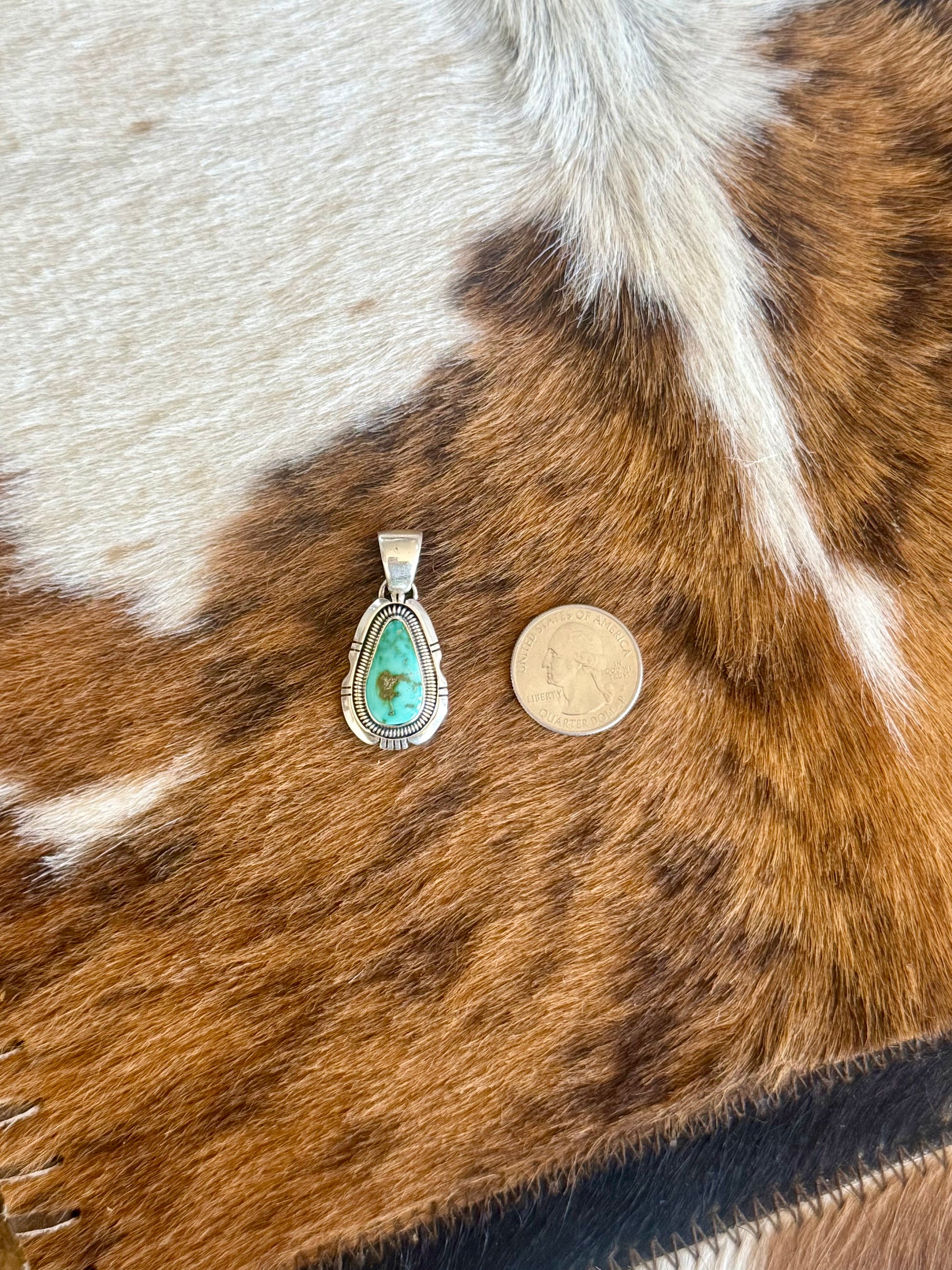 Turquoise pendant ￼