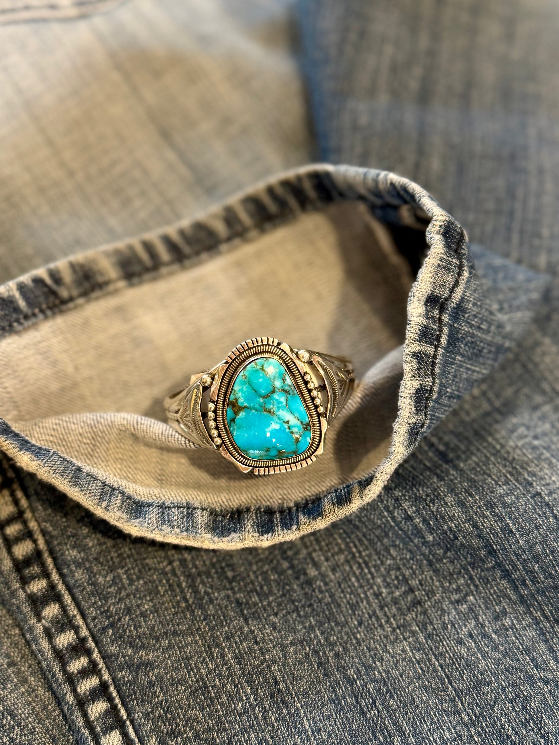 Kings cuff