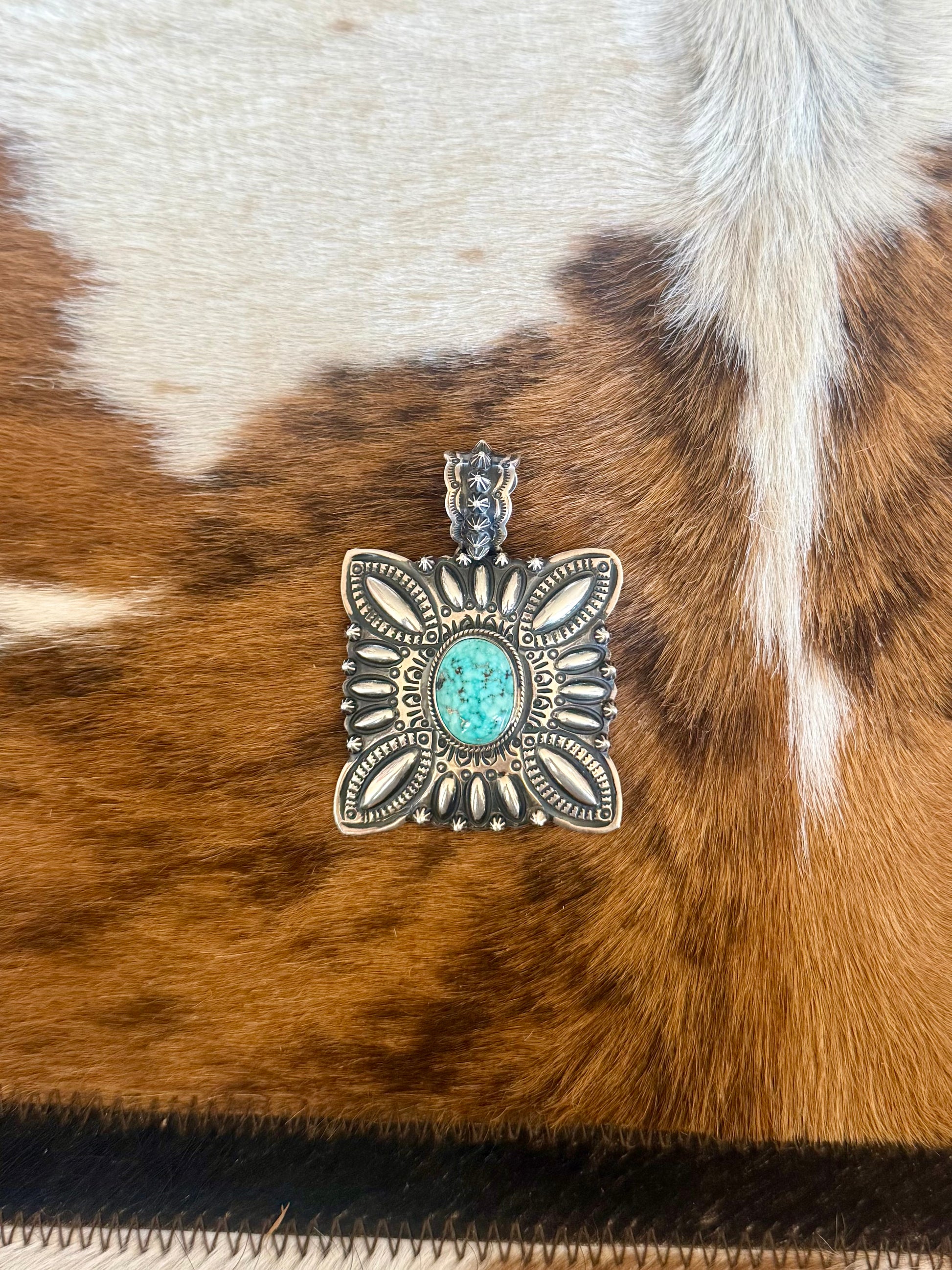 The Robin pendant