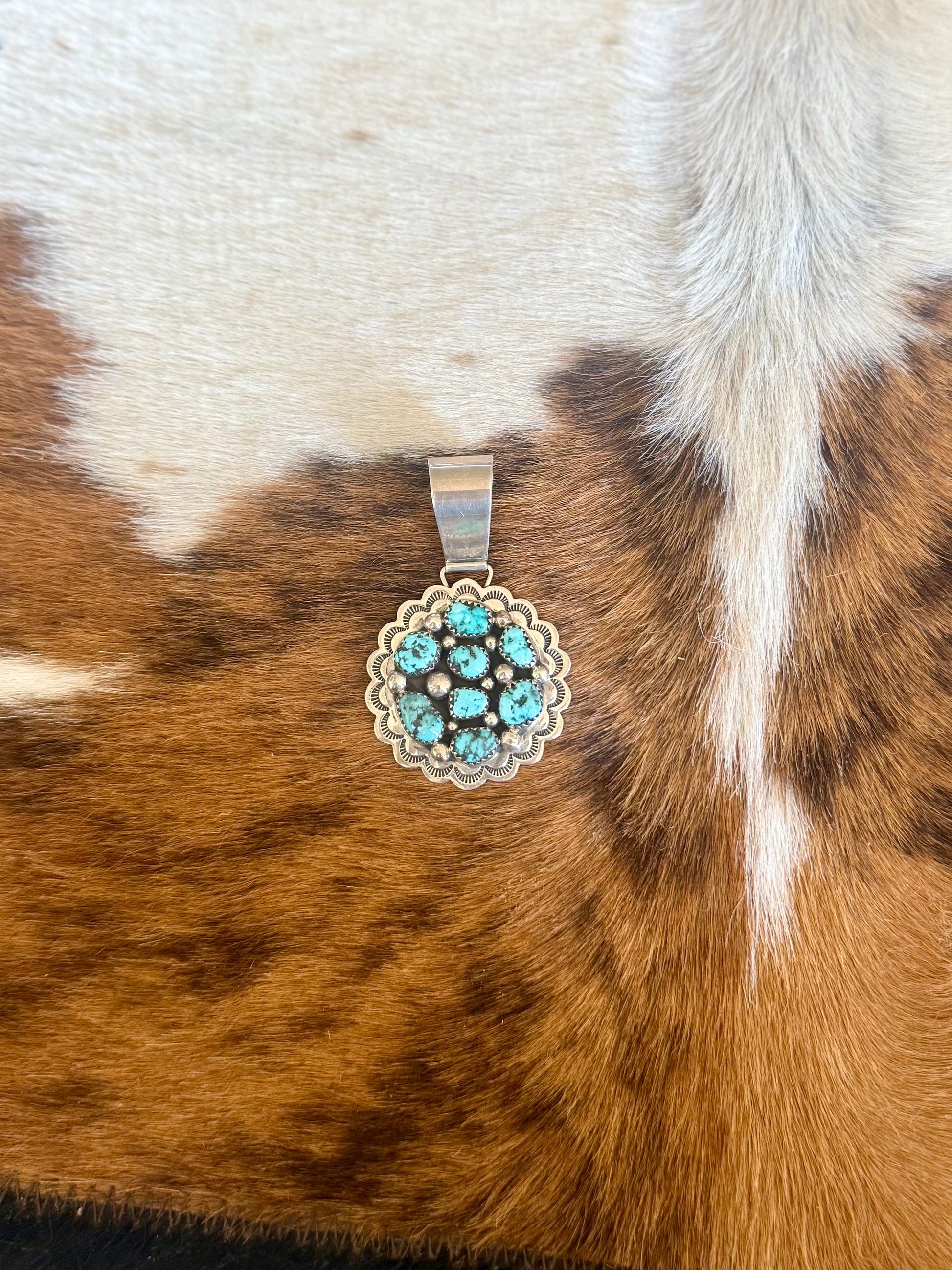 The Cali Pendant