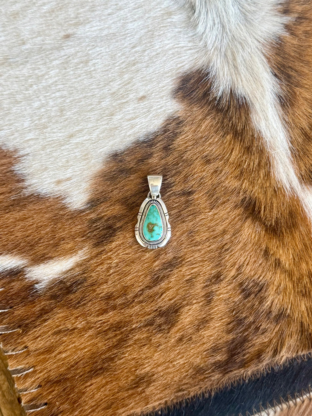 Turquoise pendant ￼