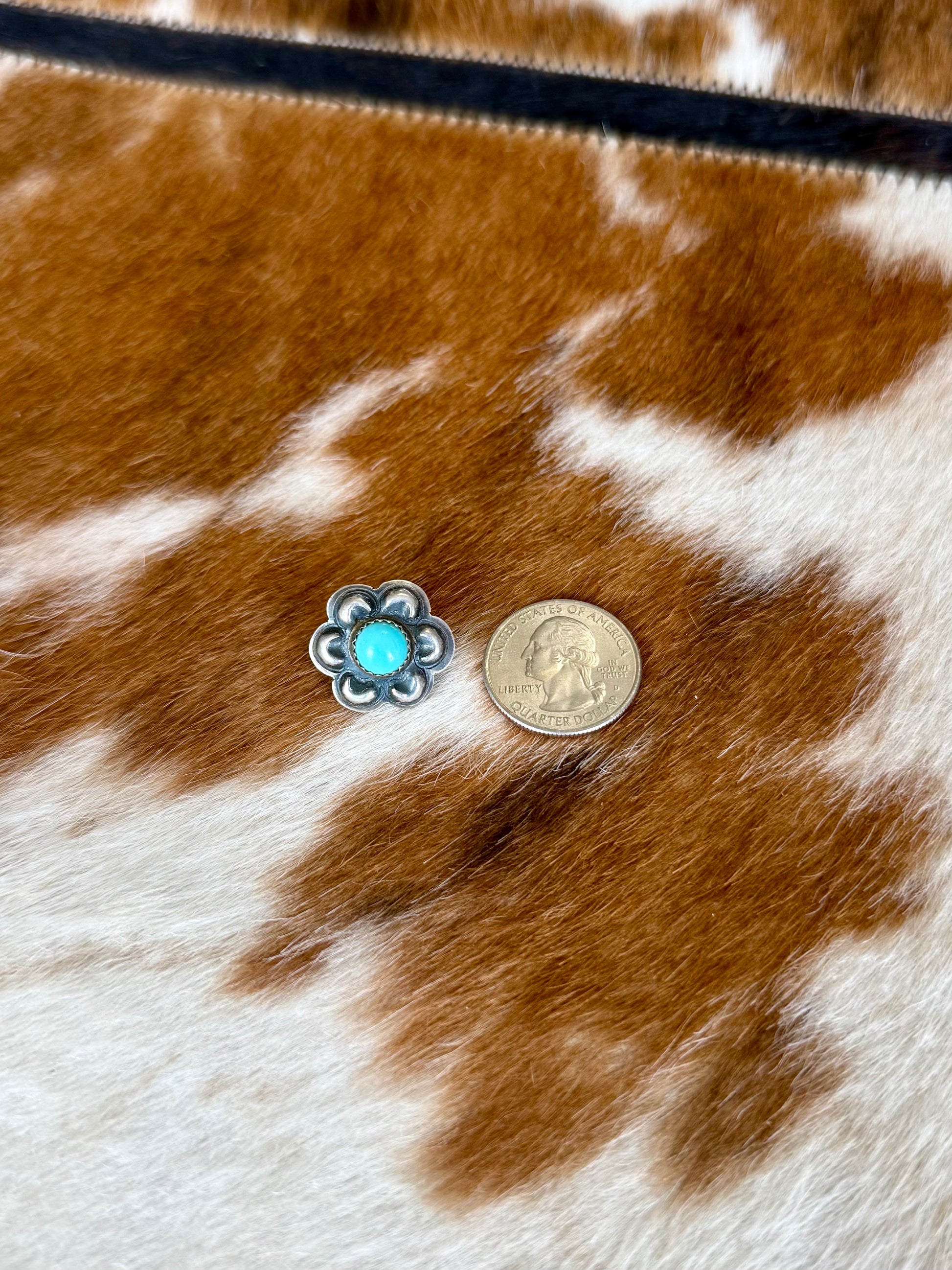 flower studs